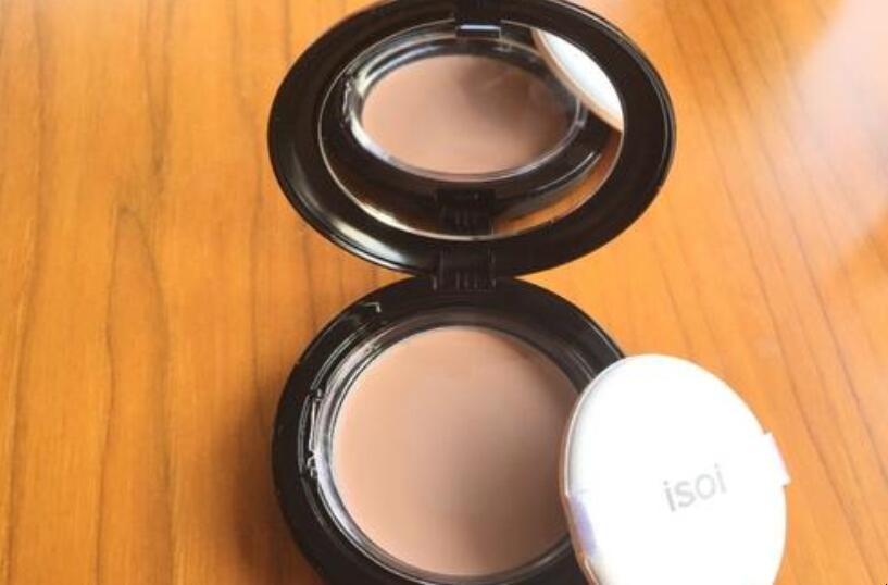 眼影粉饼可以带上飞机吗