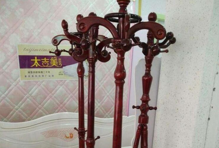 橡木衣帽架如何选购