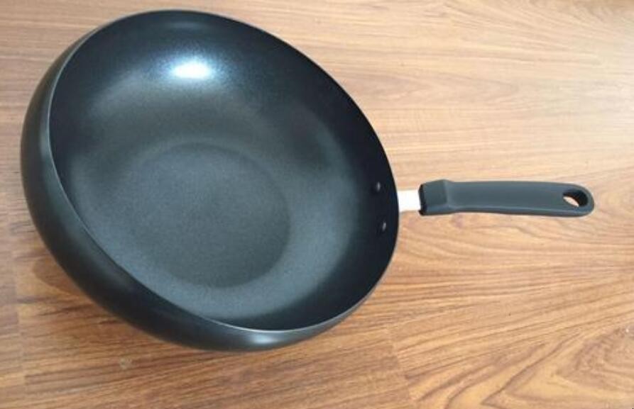 电磁炉能用不粘锅吗 电磁炉能用不粘锅吗