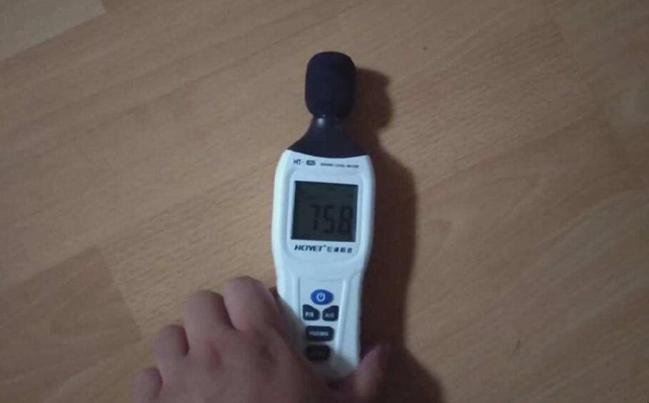 如何消除楼上的脚步声