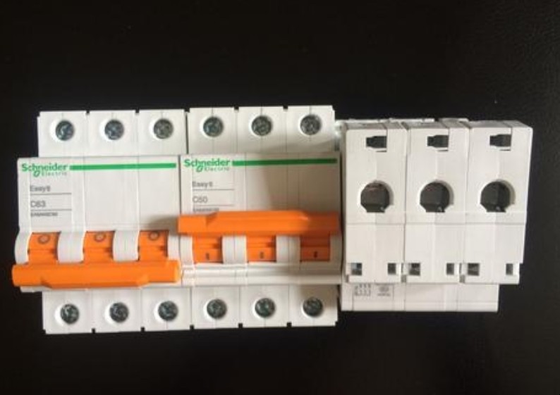 25安空开能带多少瓦