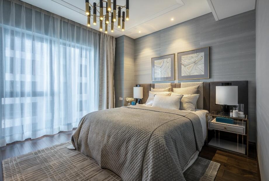 晚上睡觉卧室闷热怎么办