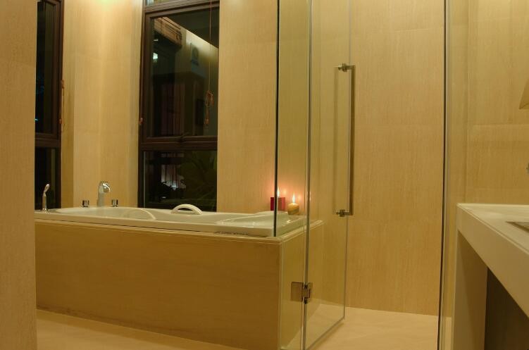 卫生间用什么做隔断 卫生间用什么做隔断