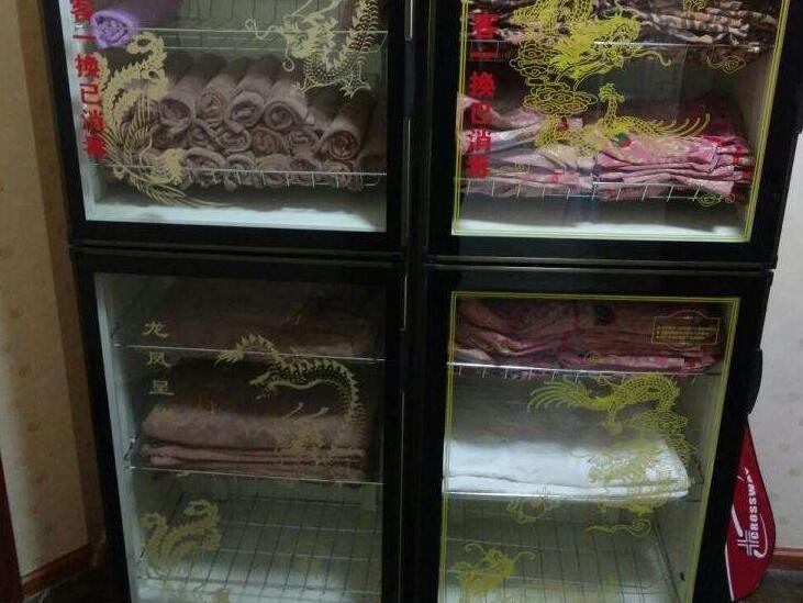 毛巾消毒柜如何选购