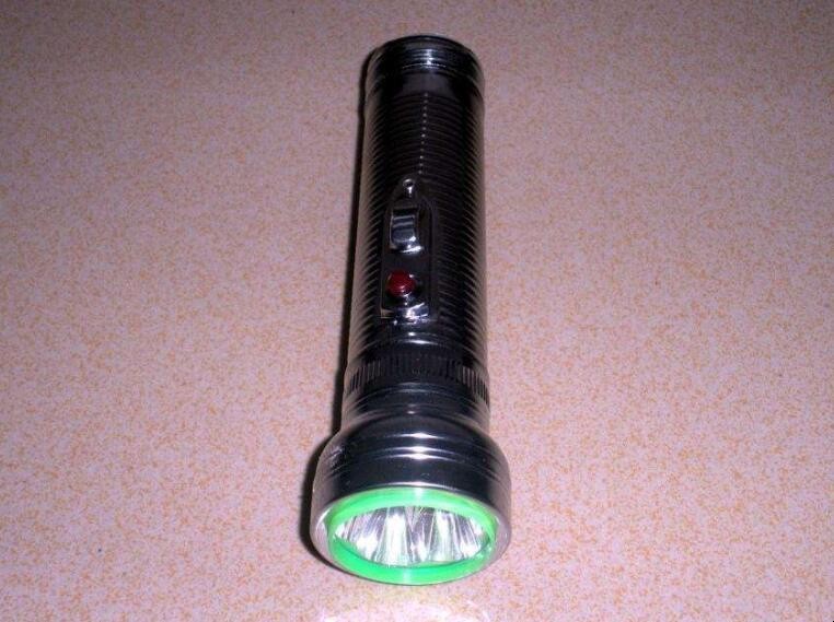 家用手电筒怎么选