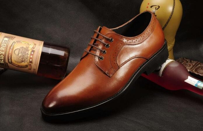 如何挑选合适的皮鞋