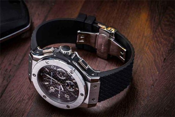 机械表快是什么原因 机械表快是什么原因