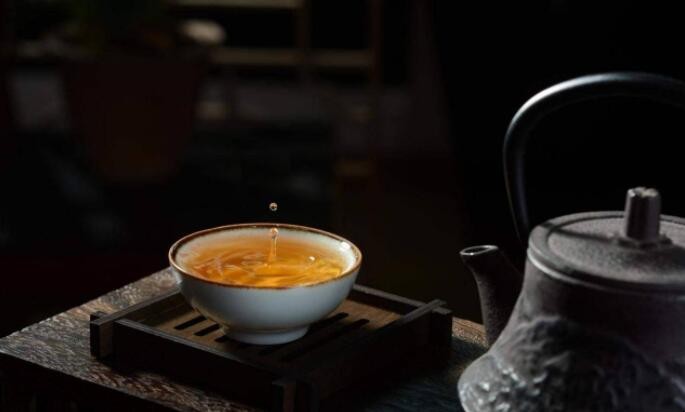 茶杯内的茶垢如何去除