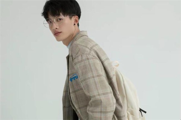 休閑西装有什么流行款式