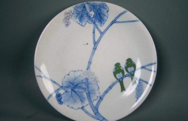 釉下彩和釉上彩的区别是什么