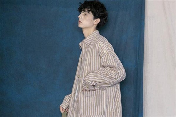 文艺范男生如何穿搭 文艺范男生如何穿搭