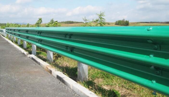 喷塑和烤漆的区别是什么