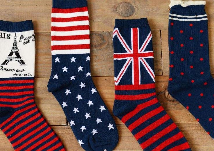 袜子能和衣服一起洗吗 袜子能和衣服一起洗吗