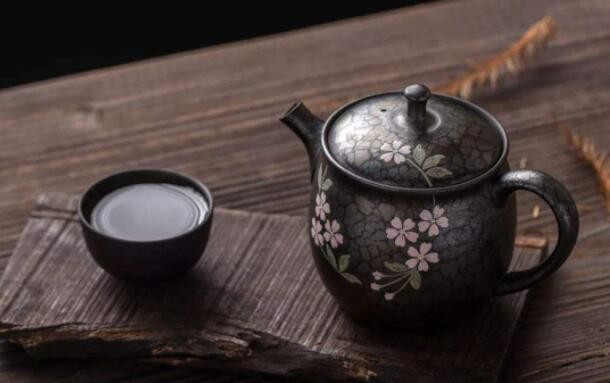茶壶选购要注意哪些细节 茶壶选购要注意哪些细节