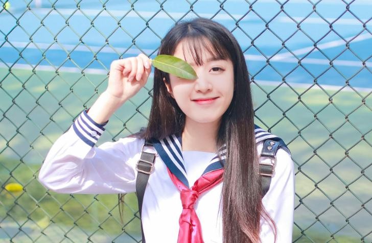 jk制服的衬衫分正山吗