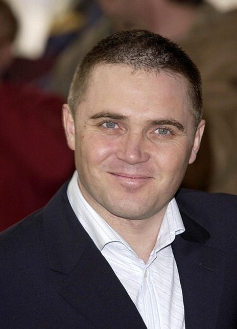 亚历克斯·费恩斯 Alex Ferns 艾利克斯·费恩 Alex Fern