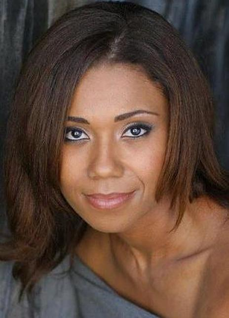 托克斯·奥拉贡多耶 Toks Olagundoye