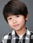 严智成 엄지성