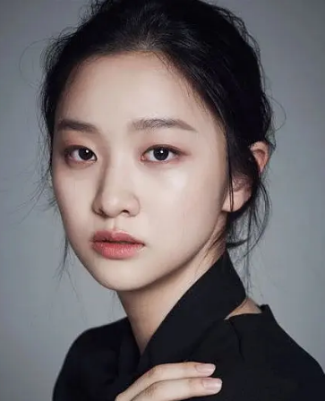 金利炅 Yi-kyung Kim 김이경