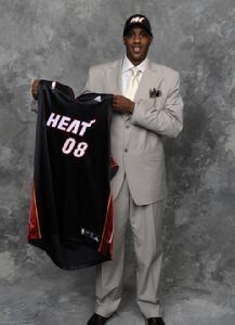 马里奥·钱莫斯 Almario Vernard Chalmers 阿尔马里奥·韦尔纳德·查默斯