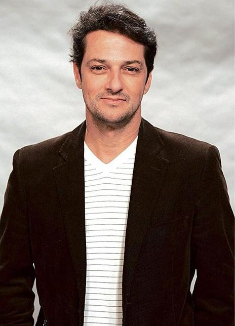 马塞卢·塞拉多 Marcelo Serrado Marcelo Magalhã es Serrado