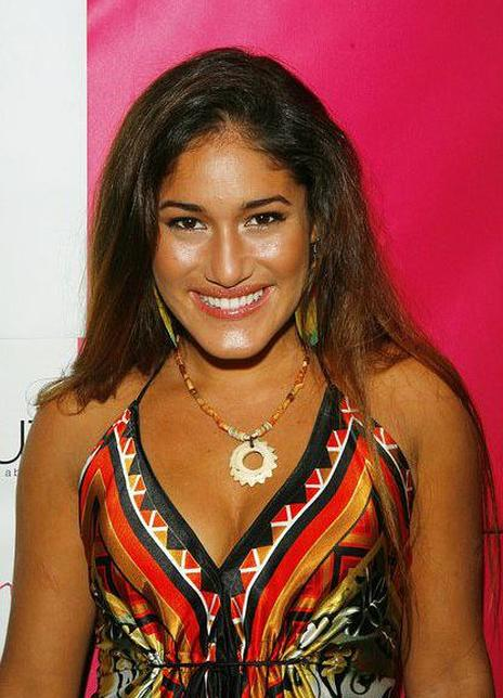 考莉安卡·基尔彻 Q orianka Kilcher 欧琳卡·乔彻 Q orianka Waira Qoiana Kilcher   Q