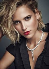 安娜·费尔南德斯 Ana Fernández Ana Ferná ndez Garcí a