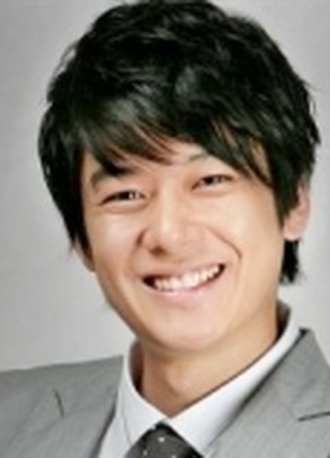 康泰星  康泰成