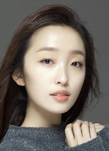 薛卉葳 Huiwei Xue