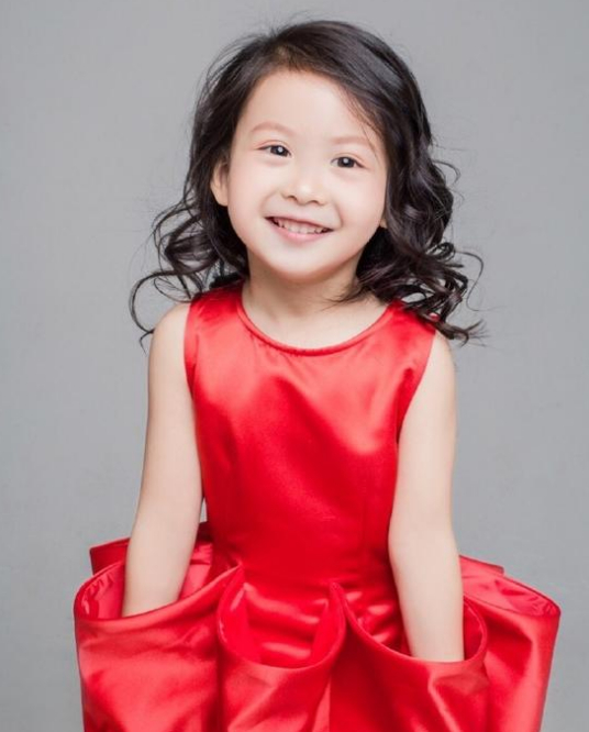 石雨鑫 Xiao Mi 小咪 咪宝