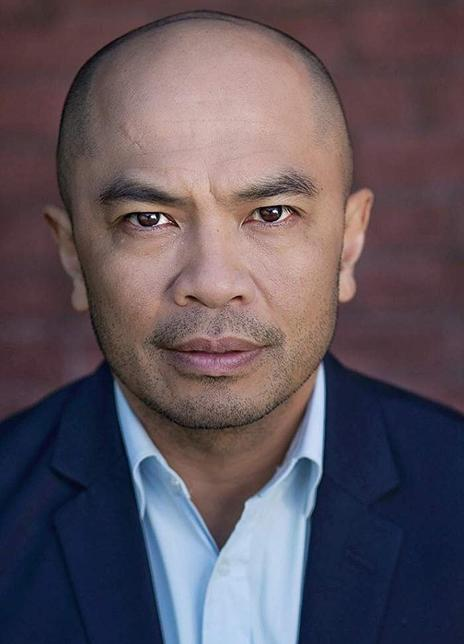 米格·马卡里奥 Mig Macario Miguelito Macario Andaluz 本名 Mig