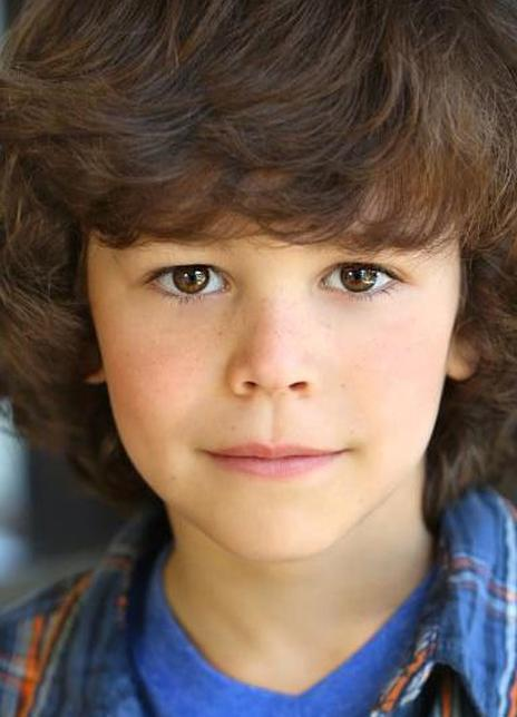 扎克瑞·亚瑟 Zackary Arthur