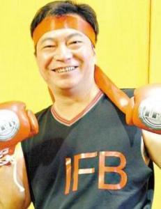 廖伟雄 阿灿 廖晚雄  Wai Hung Liu