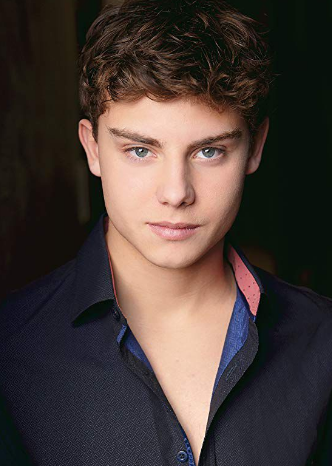 卡尔森·迈克马克 Carson MacCormac