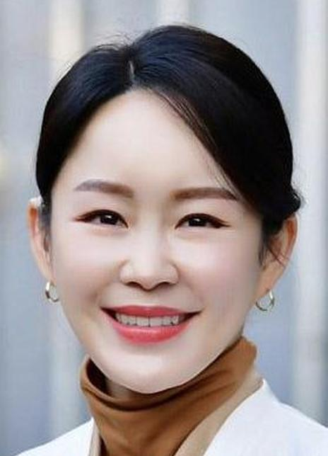 李水连 Soo-ryun Lee 이수련