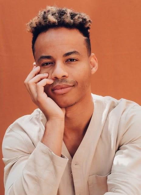 马克·圣·西尔 Mark St. Cyr