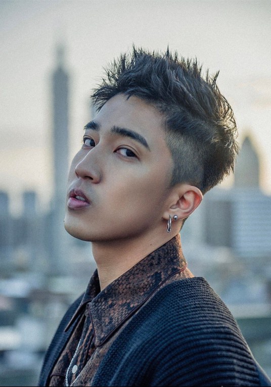 娄峻硕 Jun-Show Lou SHOU