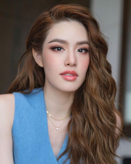 甘格拉·对贤格拉 Grace Karnklao Duaysienklao  กาญจน์เกล้า ด้วยเศียรเกล้า