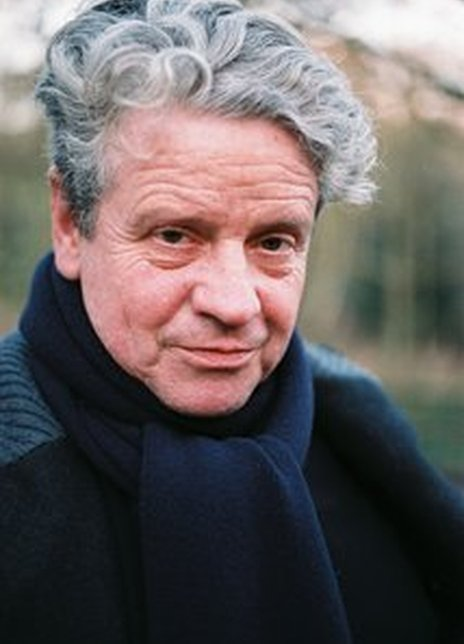 朱利安·弗思 Julian Firth