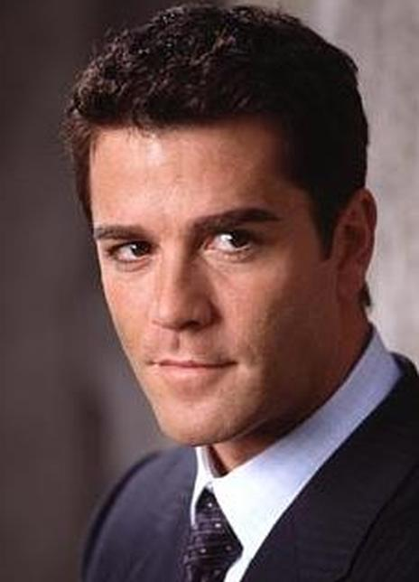 亚尼克·比森 Yannick Bisson Yannick D. Bisson