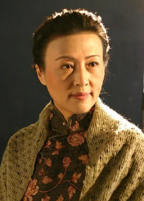 惠娟艳 Juanyan Hui