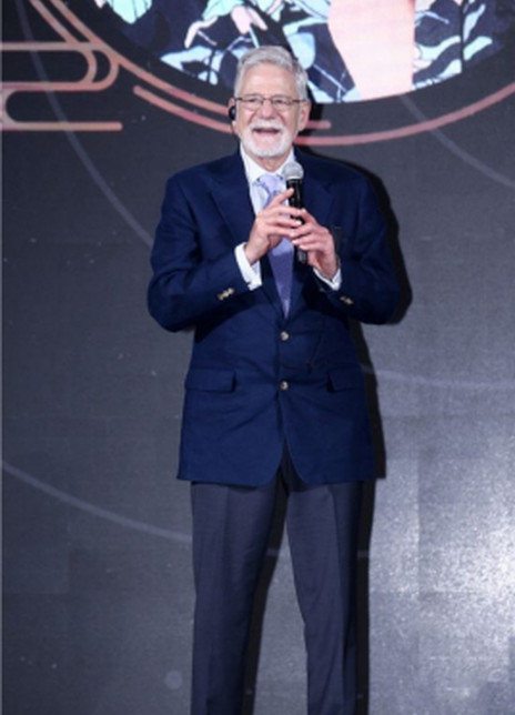 巴里·M·奥斯本 Barrie M. Osborne Barrie Osborne