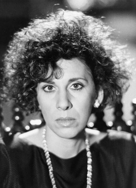 安妮德赛尔沃 Anne De Salvo Anne DeSalvo Ann DeSalvo Anne Desalvo