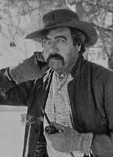 埃德·琼斯 Ed Jones