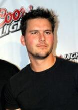 瑞恩皮克 Ryan Peake 瑞恩 安东尼 皮克 Ryan Anthony Peake