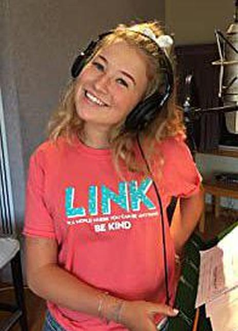 卡兰·霍利 Kallan Holley