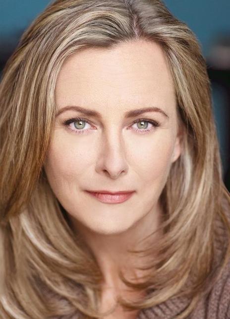 劳拉·德卡特莱特 Laura de Carteret