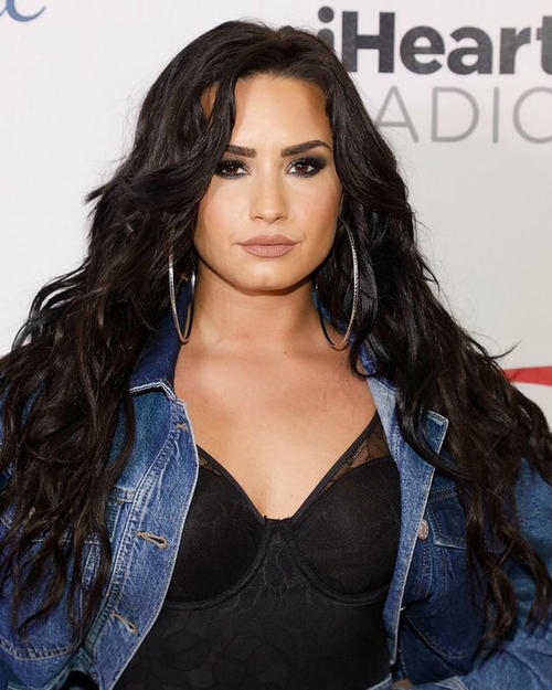 黛米·洛瓦托 Demi Lovato
