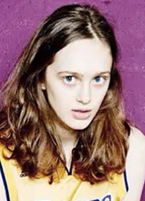 莉莉·塔耶布 Lily Taieb