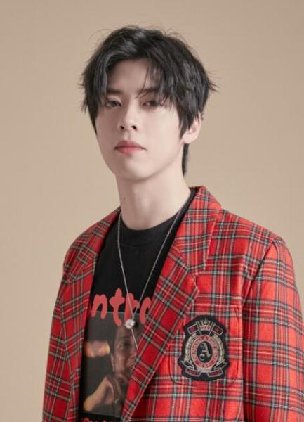 秦子墨 墨墨 小黑兔 Zimo Qin